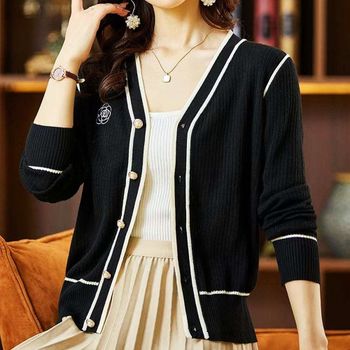 가디건 TIVX5623 모던한 봄 가을 여성 블랙 여성가디건 니트가디건 단추 골지