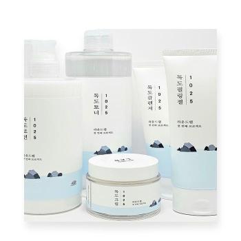 라운드랩 <b>독도</b>로션 400ml+<b>토너</b> 500ml+크림 80ml+필링젤 120ml+클렌저(AD) (S52597048)