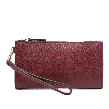 [해외배송] 마크제이콥스 엠보스드 레터링 가죽 파우치 2F5SCP015S01 602