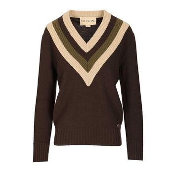 [해외] 로고 플라크 V넥 스웨터 7B0KC69L9SW BET TP949448191 147498660