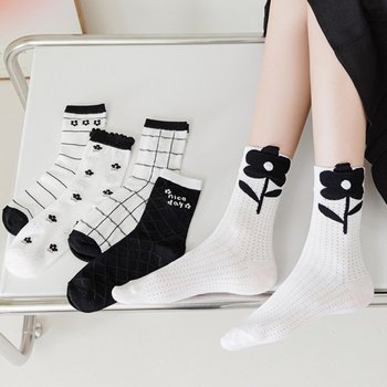 다나아 플라워 심플 블랙 패턴 발목 양말