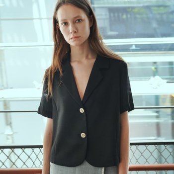 데미지니모닉 진주 린넨 크롭 블랙 반팔 자켓_[ Pearl Linen Crop Black Short sle