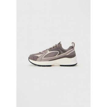 아르마니익스체인지 익스체인지 스피드 트레이너 다크 걸 그레이/드리프트우드 7457987