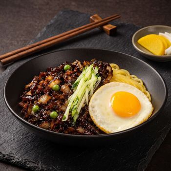 유사부 유니짜장 360g 2봉 + 야끼우동 360g 2봉[36227844]