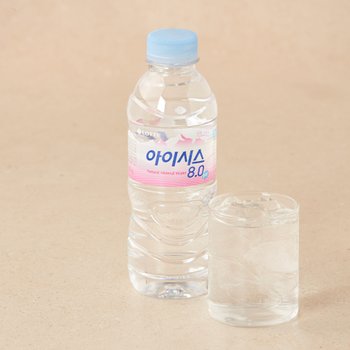 롯데칠성음료 [롯데]아이시스 8.0 300ml .