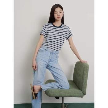 [신세계백화점]26SS 멀티 스트라이프 슬림핏 반소매 티셔츠 - 네이비 BF6542C04R