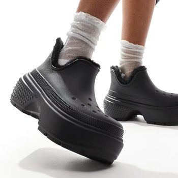 [해외] 크록스 스톰프 쇼티 퍼 라인드 플랫폼 방한 부츠