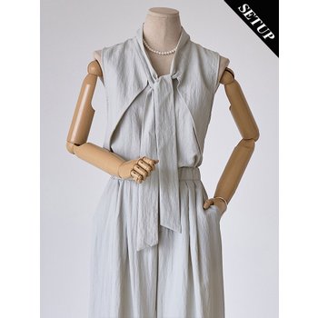 타이넥 민소매 블라우스 와이드팬츠 2종세트_T2504SE606B