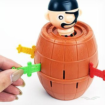 후크룰렛게임 재미있는룰 간단한보드게임 해적게임기