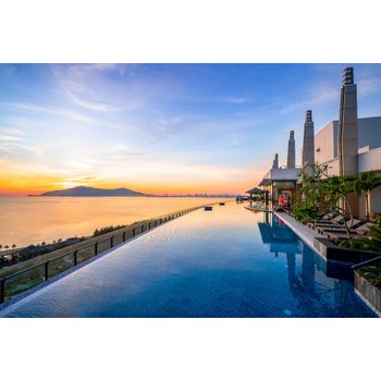 다낭 자유여행 4박 5일 메리어트 디럭스룸 성인4명 풀빌라UP 인피니티풀 논누억해변앞 전신마사지1시간 공항픽업