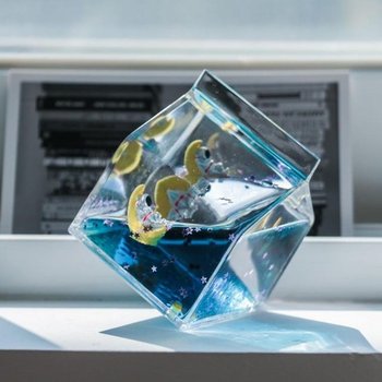 물멍 우주인 워터볼 스노우볼 친구 선물 오일멍 우주 인테리어 촬영 소품 원룸꾸미기