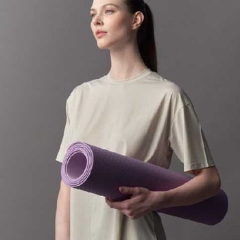 위즈바이 인투원 사이드슬릿 오버티셔츠