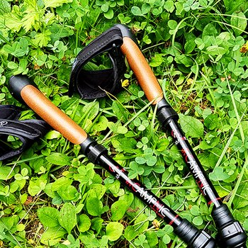 접이식 초경량 등산스틱 오른손 왼손 세트 4단 조절 두랄루민 7075 등산 지팡이 남녀공용 트레킹