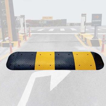과속방지턱 출입구 주차장 방지턱 조립식 폭 700mm (S10985747)
