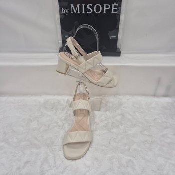 By미소페 누빔 스트랩 샌들 112HH224DS020 IVORY 1_JJ