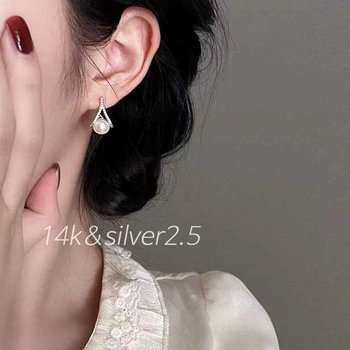 [무드무드] (14k) (SILVER 92.5) 볼릿 큐빅 진주 이어링