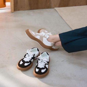 여성 캐주얼 스니커즈 가죽 운동화 114945