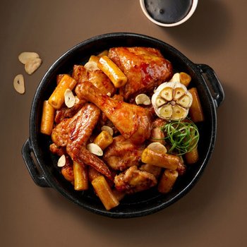 마니커에프앤지 바사삭 간장 치킨 떡볶이 550g x 2봉