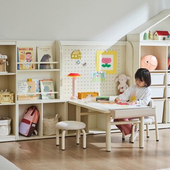 한샘 샘키즈 키즈테이블 스퀘어형+등받이 의자+멀티장 전면책장형 세트