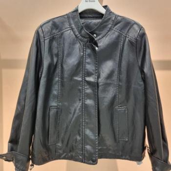 라티움 HC34 부드러운느낌 차이나카라 밑단스트링조절포커 페이크가죽점퍼 T2533JK02 (41016898)