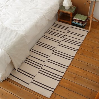 후이스 비대칭 라인 스트라이프 미니러그 카페트 러그