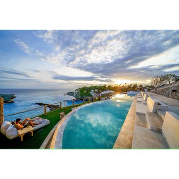 발리/길리 허니문 8일 (2+2+2) 인터컨티넨탈 사누르 주니어스윗 오션뷰 2박 + 풀빌라 2박 길리 트라왕안 코카나 리조트 2박 스파/마사지 5회