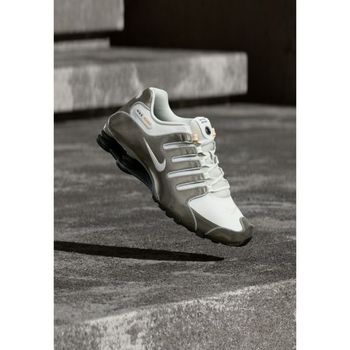 [해외] Nike 나이키 스포츠웨어 SHOX NZ - 운동화 서밋 화이트/메탈릭 피더/유니버시티 골드-컬러/블랙/