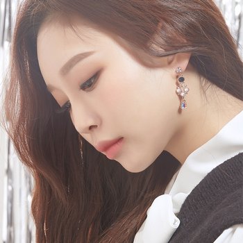 조이 큐빅 귀걸이