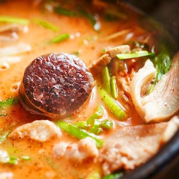 간편하게 든든한 한끼 얼큰순대국밥 150G x 5팩 (43262887)