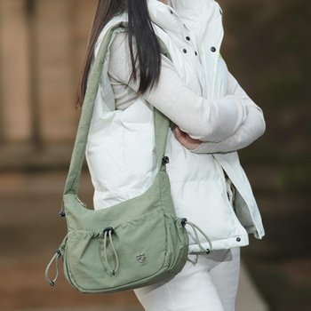 CCB3F70여성용 경량 크로스백 곱창끈 스트랩 토트백 데일리 무지