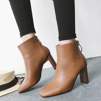 여성 갈색구심플두 가을 앵글부츠 여자구두 미들힐