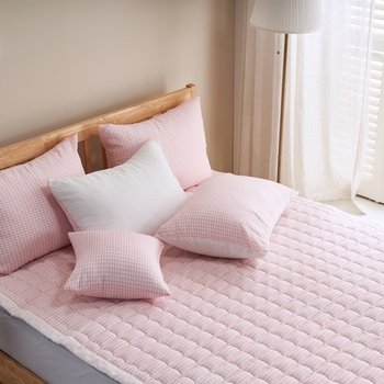 [베드앤데코] 쿨첵 시어서커 카페트 Q