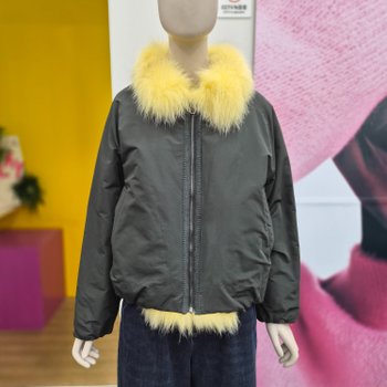 베네통 카네 폭스벨리 숏패딩 BAPD59461 KA