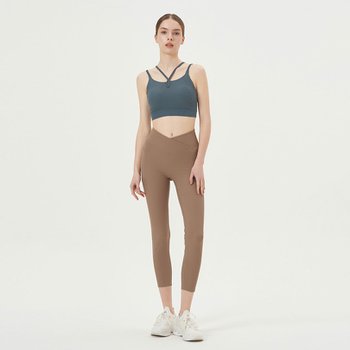 [신세계백화점][위뜨] [25SS] 티챠골지 브이라인 포켓 레깅스 HTWLE5I02T