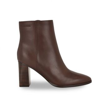 [해외] 캘빈클라인 7.5cm 데지 레더 앵클 부츠 다크 브라운 여성