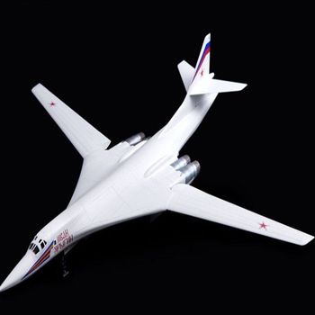 144sc 러시아공군 Tu-160 블랙잭 전략폭격기 프라모델