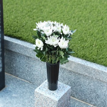 성묘 생화 국화 헌화 산소꽃 납골당 제사 명절 벌초 묘지 수목장 준비물