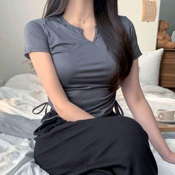 셔링 USVD7840 차분한 베이직 슬림핏 티셔츠 여성 U넥 무지 스판 반팔