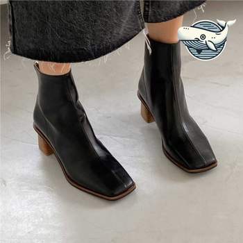 세련된 여성 앵클 부츠 미들굽 청키힐 스타일링 앵글부츠