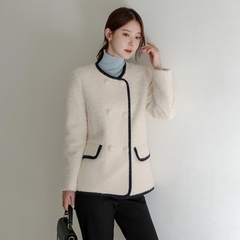 모니칸 배색 부클 하프 코트