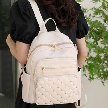 CCB3DB9스터드 퀼팅 메탈지퍼 멀티수납 직장인 여성백팩_