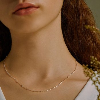 [Hei][박혜수, 태연, 휘인, 이민정, 김민주, 이선빈, 박규영, 초아, ITZY 유나, 신현빈, 이세영, 강혜원, 유라, 강미나, 손동운, 지효, 남보라, 아이브 이서 착용] italy dot chain necklace