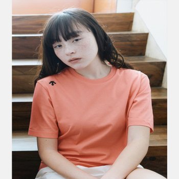 데상트 SR123UTS16_CPNK 컴포트핏 백그래픽 반팔 티셔츠 코튼 캔디 핑크 5864944