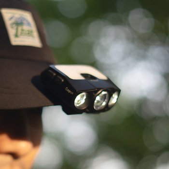 크레모아 캡온 200H+ 캡라이트 충전식 LED 헤드랜턴 등산 백패킹 낚시 작업등