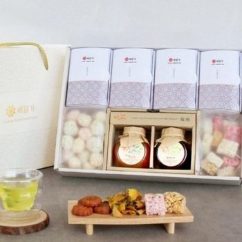 한과 선물세트 궁중한과 13호 유과 명절 설 추석 선물 세트 답례품 한라봉차 오미자