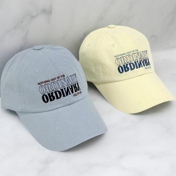 남녀 공용 배색 영문자 패스트 캠퍼스 스타일 볼캡 모자