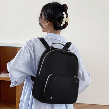 라일리 Rly 30대 여자 스터드 징장식 포인트 베이직 모던 백팩 S9800077