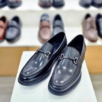경량 데일리 남성 로퍼 구두 블랙 Y24021 SW1 LEE40443