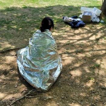 캠핑 등산 비상용 은박 담요 210x 130 재난 용품 생존 키트 비박