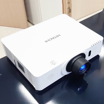 [중고] 중고빔프로젝터 CP-X8160 6000안시 강당 교회 업무 교육용